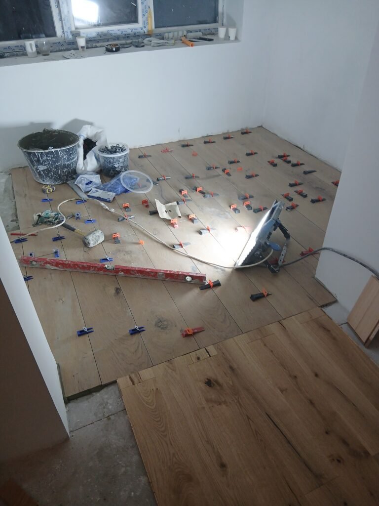 RENOVARI INTERIOARE